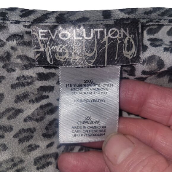 Sheer Leopard Print Tunic Top With Black Chain Trim V-Neckline Womens 2X Evoluti - Picture 6 of 6